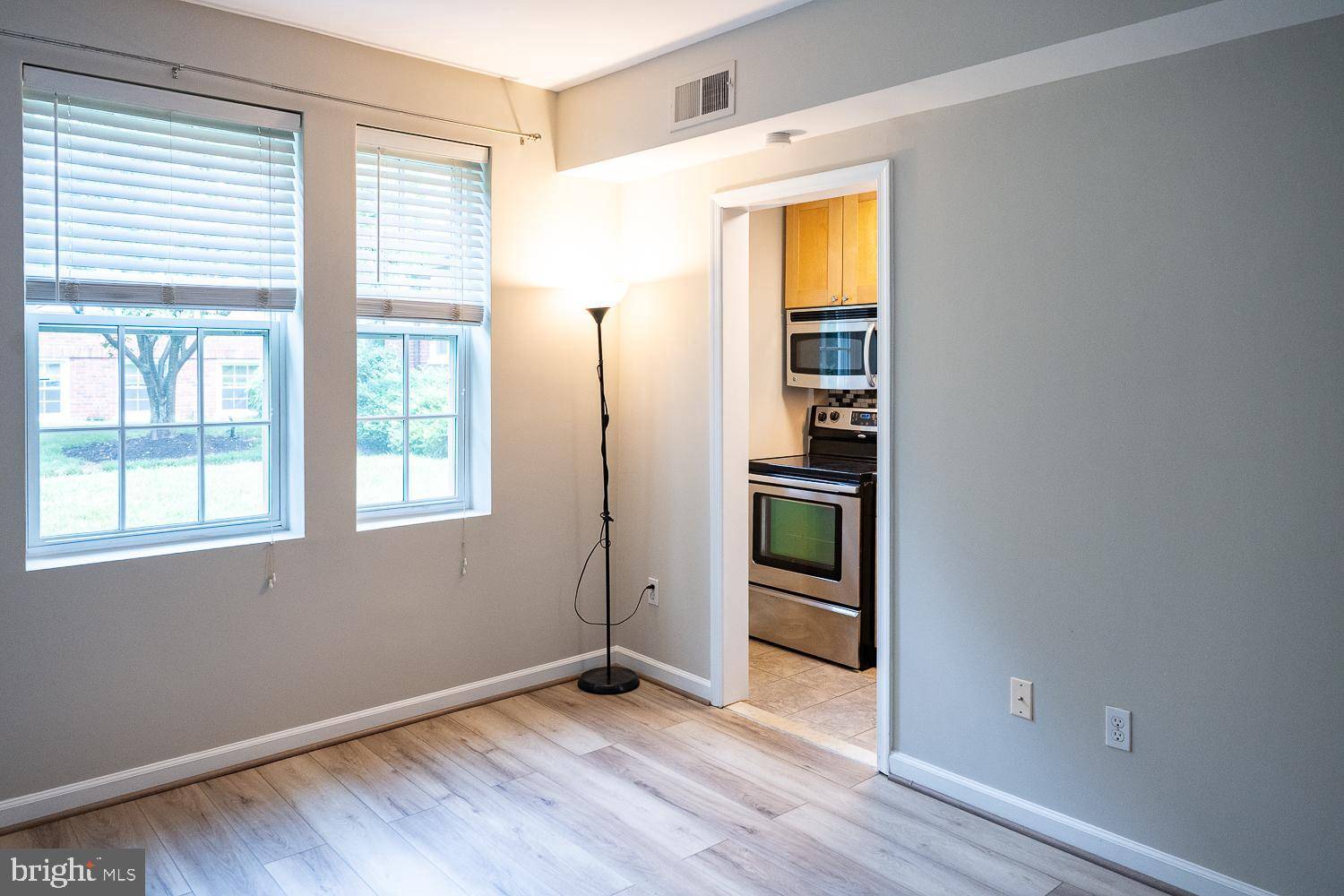 Arlington, VA 22201,1721 N QUEENS LN #1-104