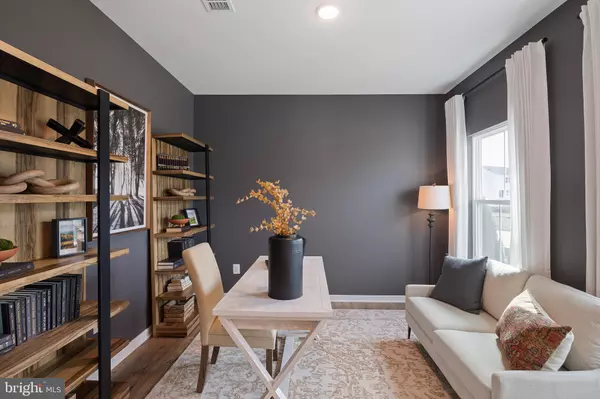 Martinsburg, WV 25405,235 VALOR LANE