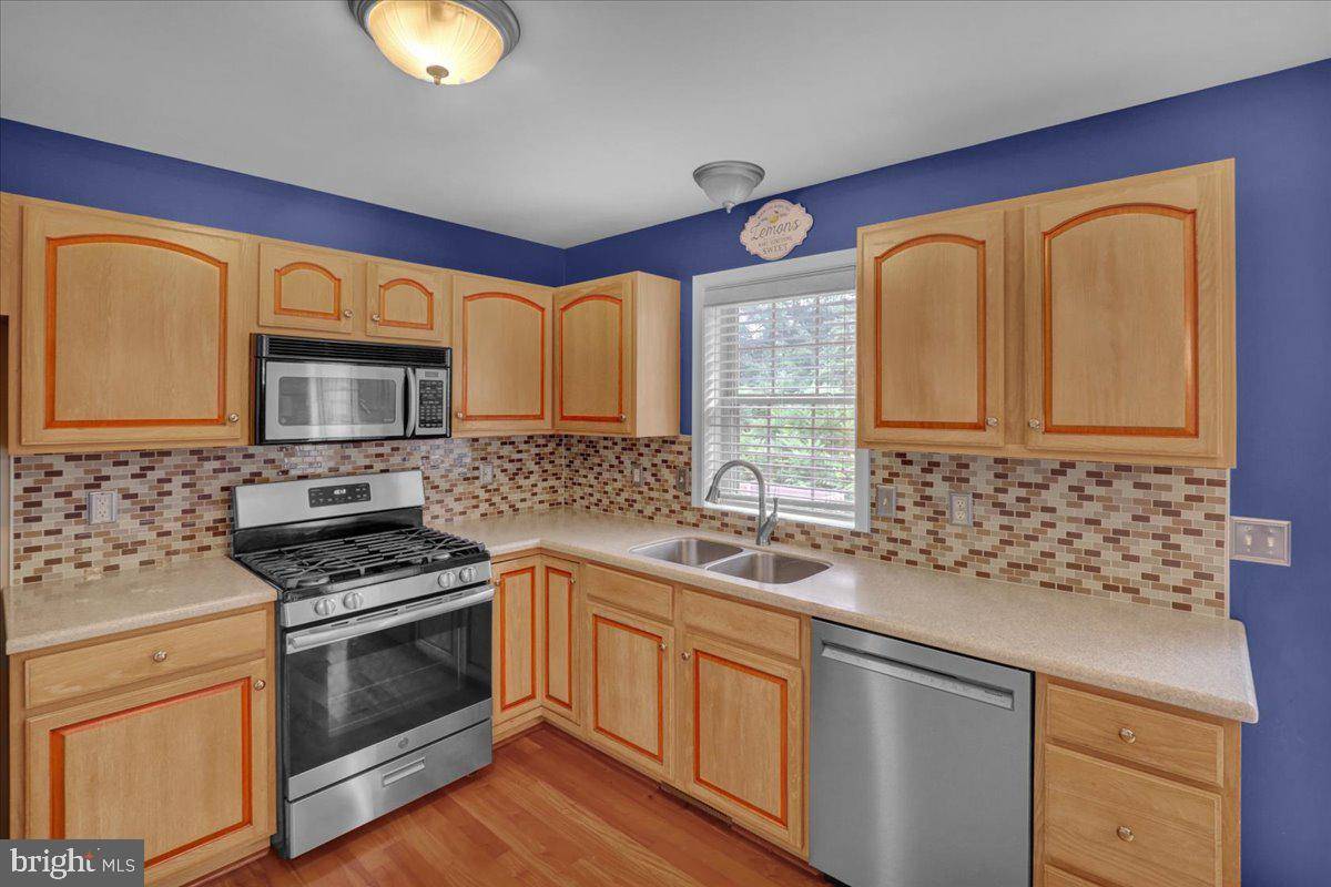 Elizabethtown, PA 17022,427 INDIAN ROCK CIR