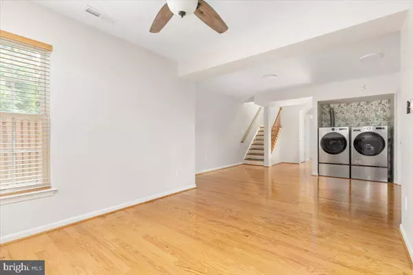 Bristow, VA 20136,8937 BENCHMARK LN