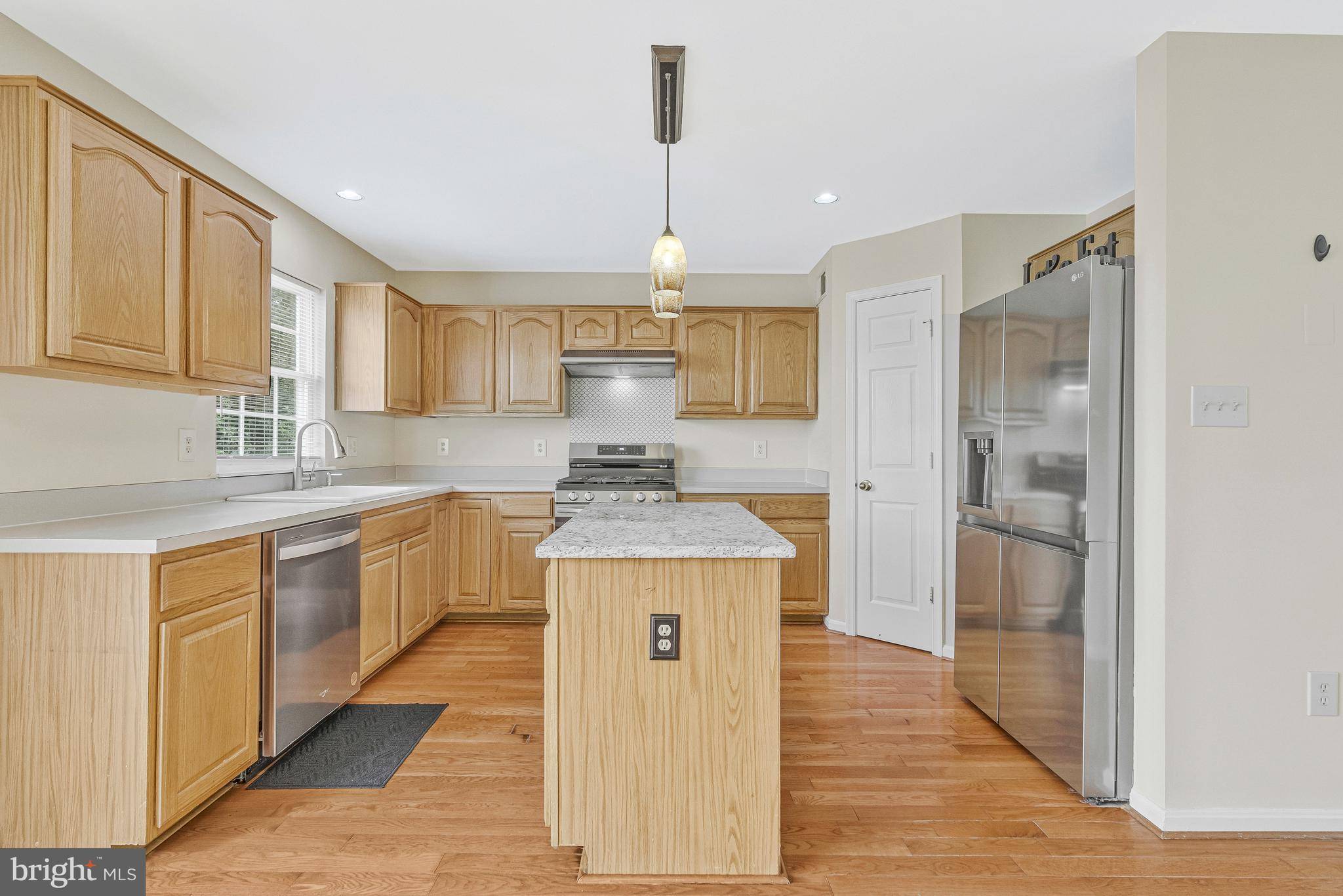 Sterling, VA 20166,22909 REGENT TER