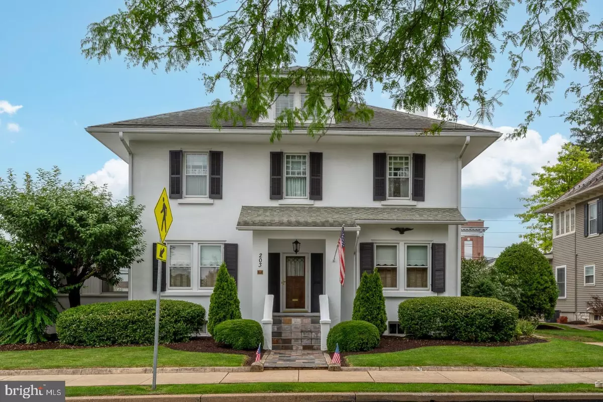 Hershey, PA 17033,203 COCOA AVE