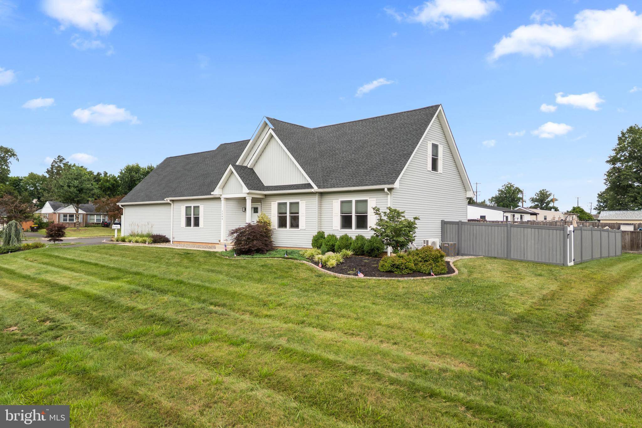 Hatboro, PA 19040,1549 W COUNTY LINE RD