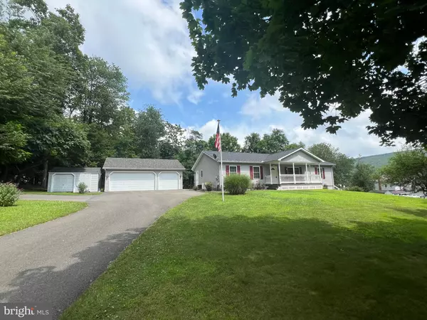 Williamstown, PA 17098,104 N GRANT ST