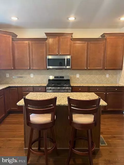 Glen Burnie, MD 21060,833 ORIOLE AVE