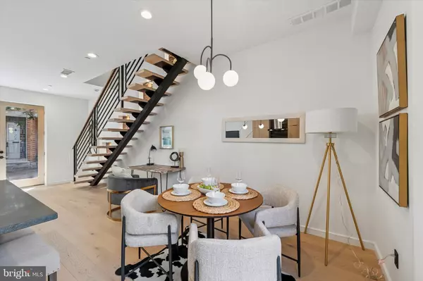 Philadelphia, PA 19147,303 PEMBERTON ST