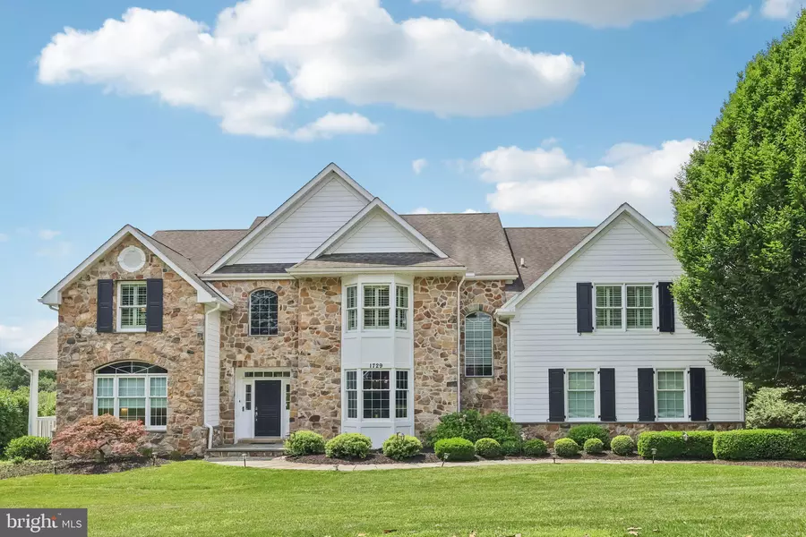 1729 TOWNE DR, West Chester, PA 19380