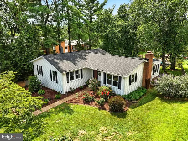 28 PIEDMONT ST, Warrenton, VA 20186