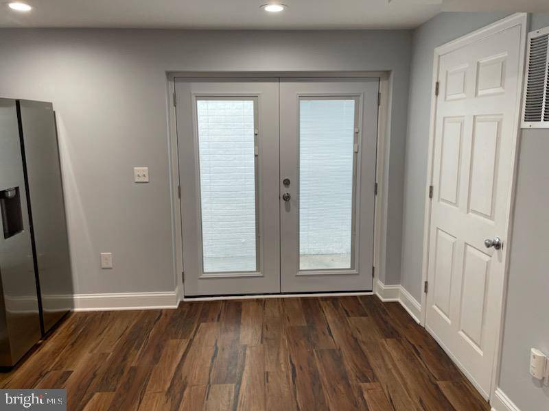 Waldorf, MD 20602,11704 HAZELTINE CT