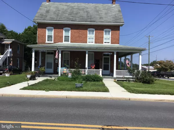 162-164 N ALLISON STREET, Greencastle, PA 17225