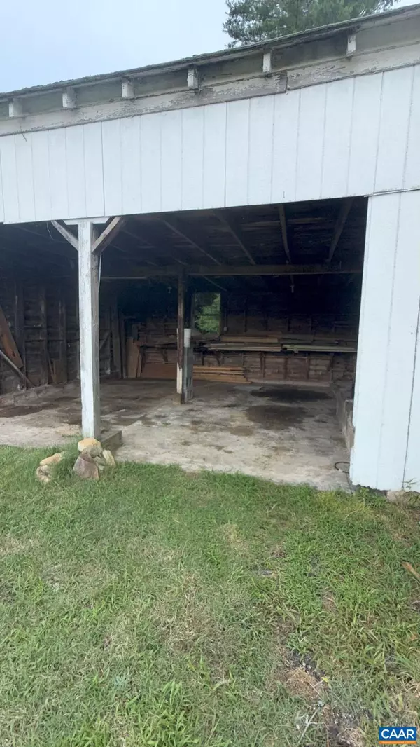 Fork Union, VA 23055,9919 JAMES MADISON HWY