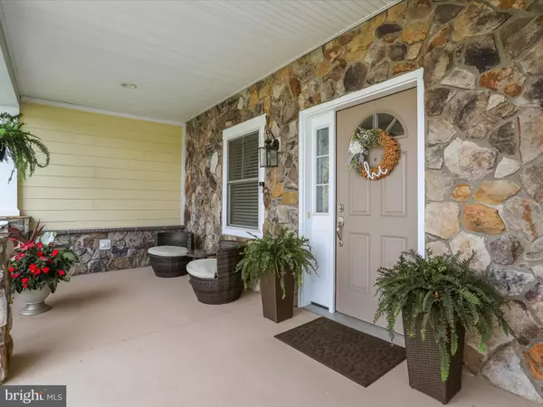 Strasburg, VA 22657,140 SIGNAL KNOB COTTAGE DR