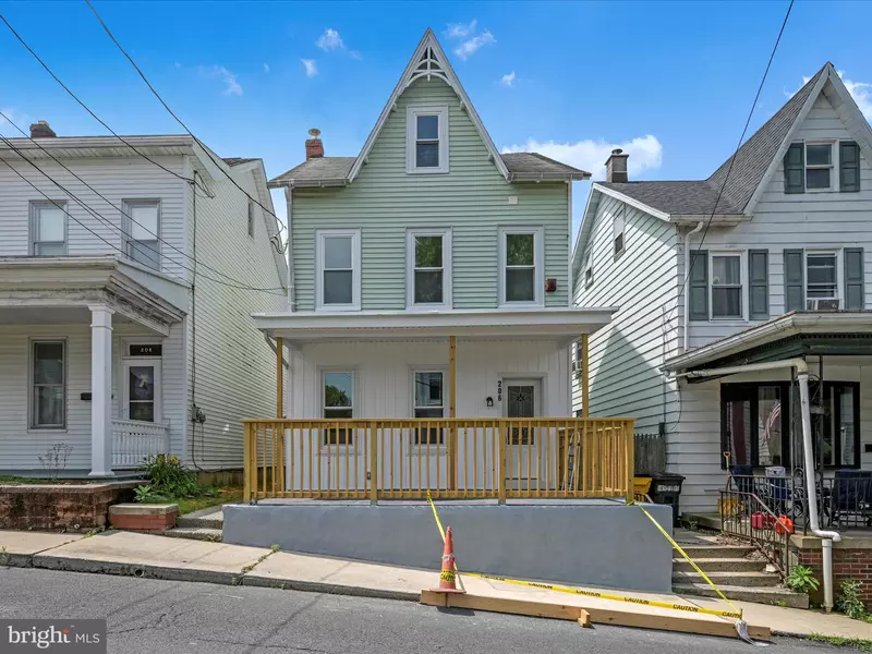 206 HIGH ST, Schuylkill Haven, PA 17972