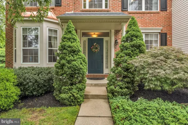 Hainesport, NJ 08036,5 DORSET CIR