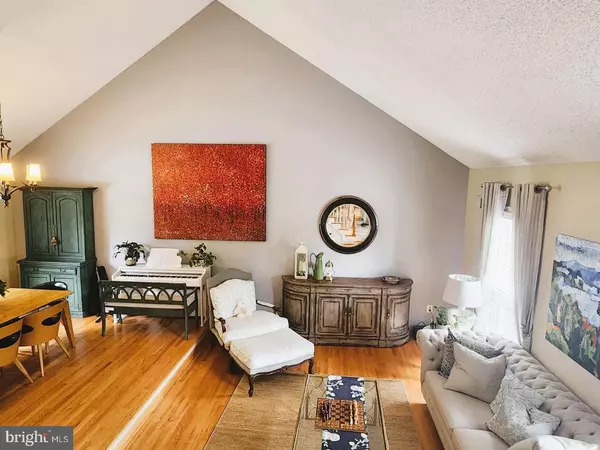 Rockville, MD 20853,14912 EMORY LN