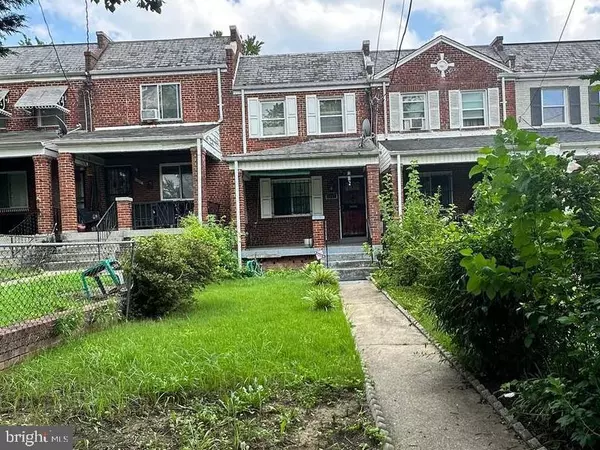 1357 DOWNING ST NE, Washington, DC 20018