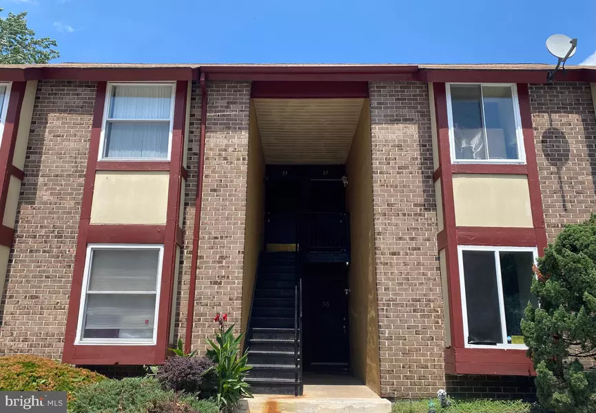 35 CHELSEA CIR, Clementon, NJ 08021