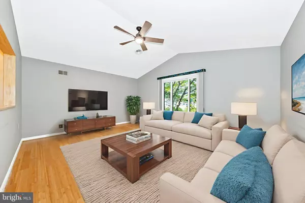 Martinsburg, WV 25401,405 HOLLY LN