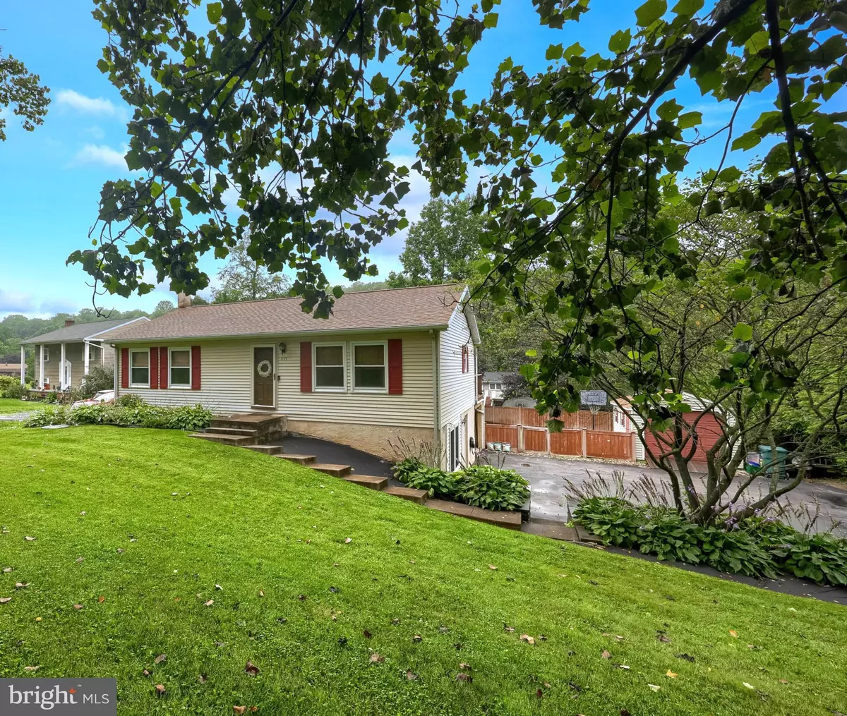 Pequea, PA 17565,1149 PENNSY RD