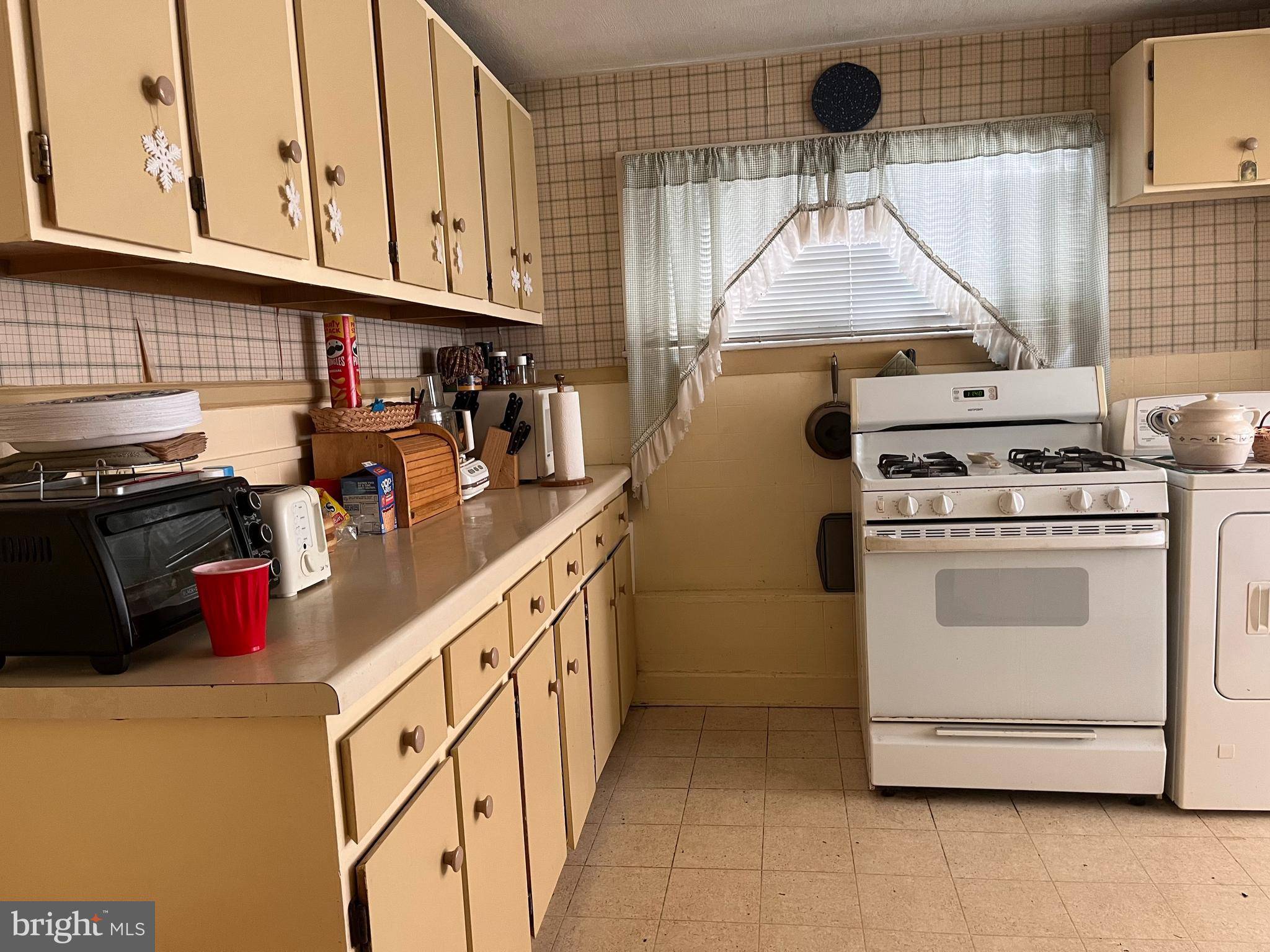 Pottstown, PA 19464,710 MANATAWNY ST