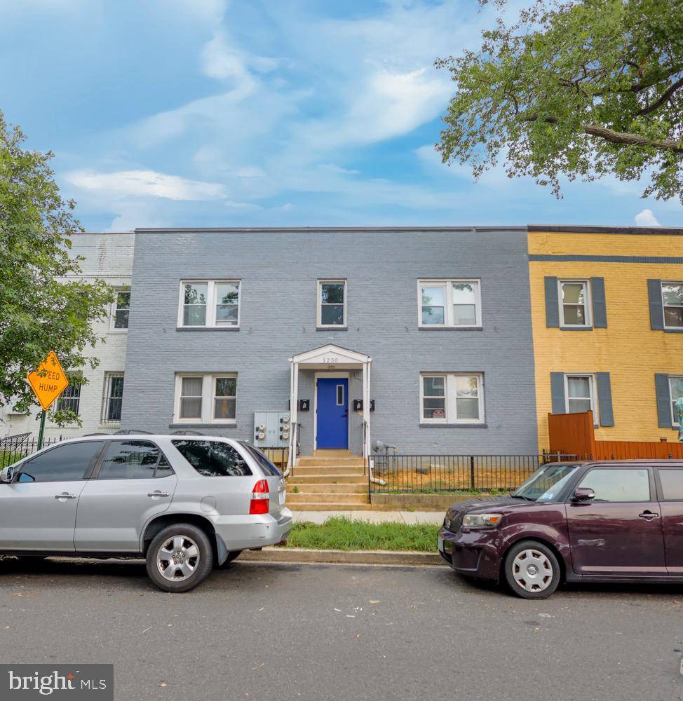 1250 QUEEN ST NE #2, Washington, DC 20002