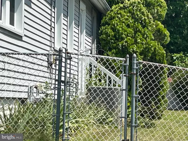 Berlin, NJ 08009,5 LINDEN AVE