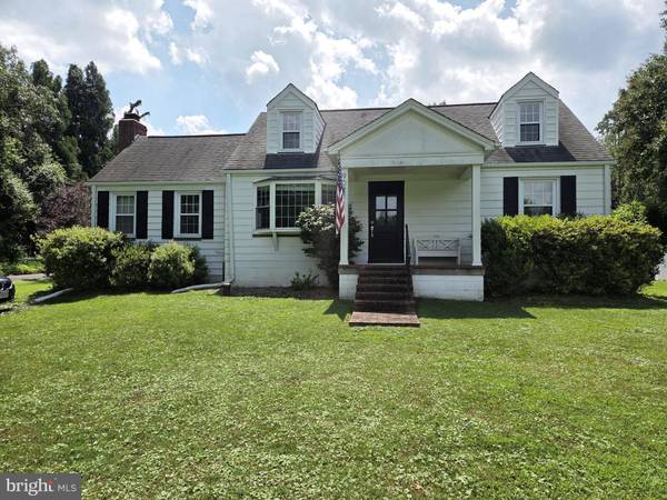 9021 OLD DOMINION DR, Mclean, VA 22102