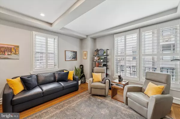 Philadelphia, PA 19103,1901 WALNUT ST #14F