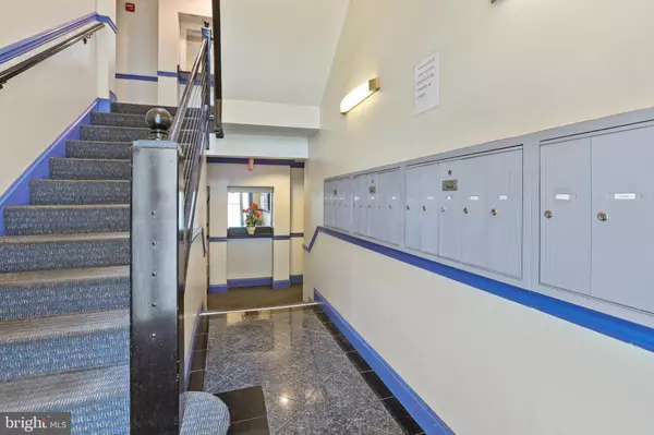 Washington, DC 20002,410 15TH ST NE #24