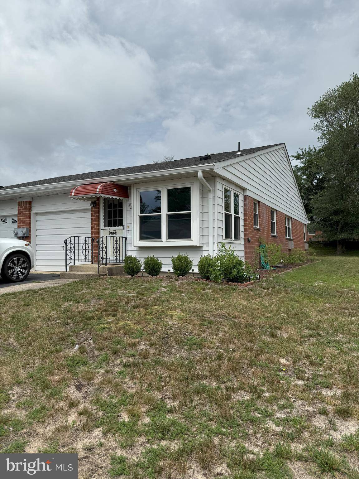 Whiting, NJ 08759,3 IRONSIDE #B