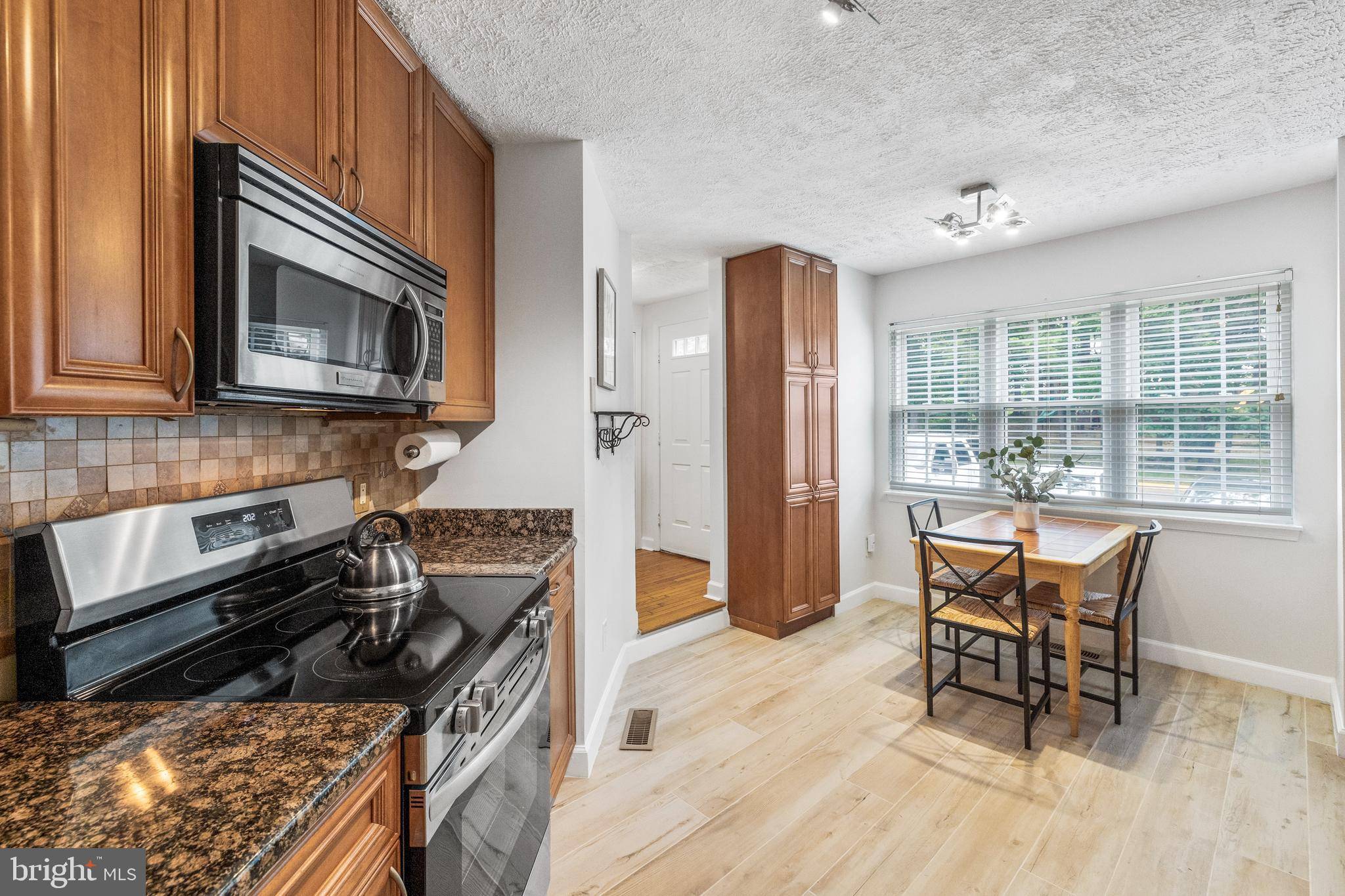 Springfield, VA 22153,9067 GILTINAN CT