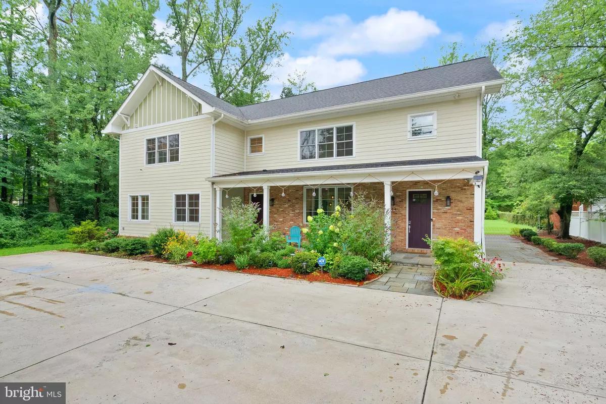 Annandale, VA 22003,5104 BIRCH LN