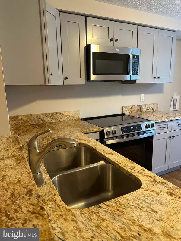 Reston, VA 20191,11050 GRANBY CT