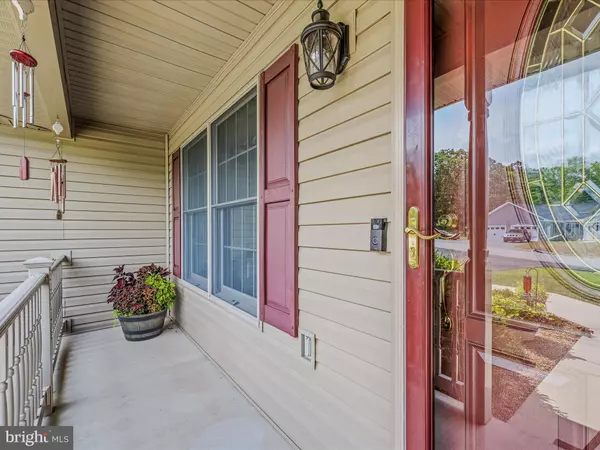 Berkeley Springs, WV 25411,81 FAIRVIEW OAKS LN