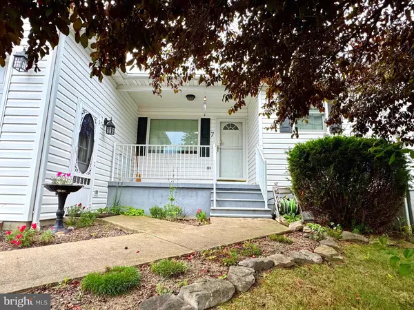 Berkeley Springs, WV 25411,7 UNITED MORGAN DR