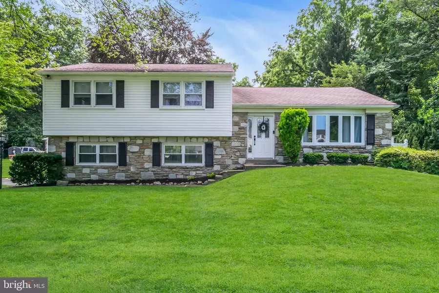 366 PHEASANT DR, Huntingdon Valley, PA 19006