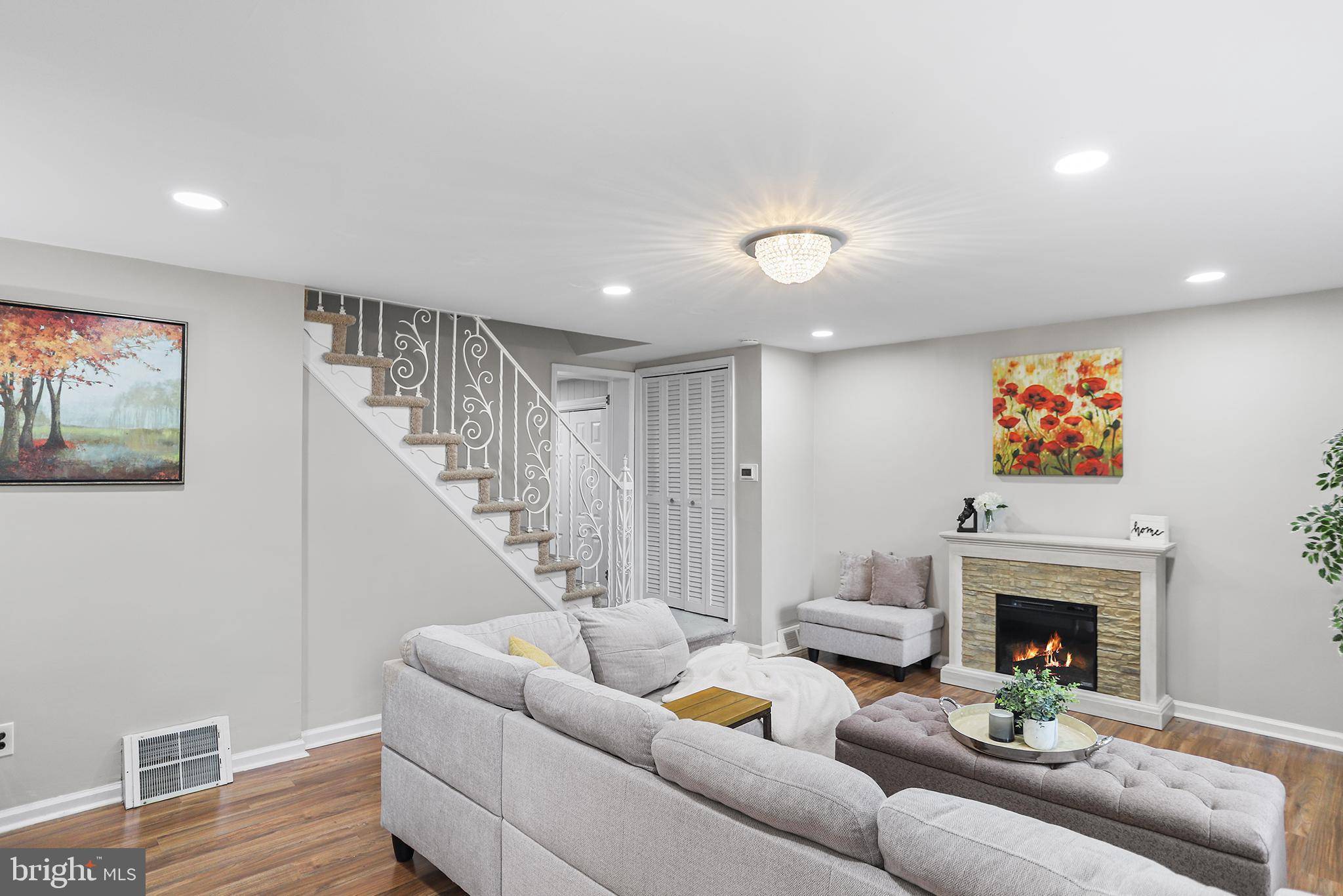 Springfield, PA 19064,632 DUTTON CIR