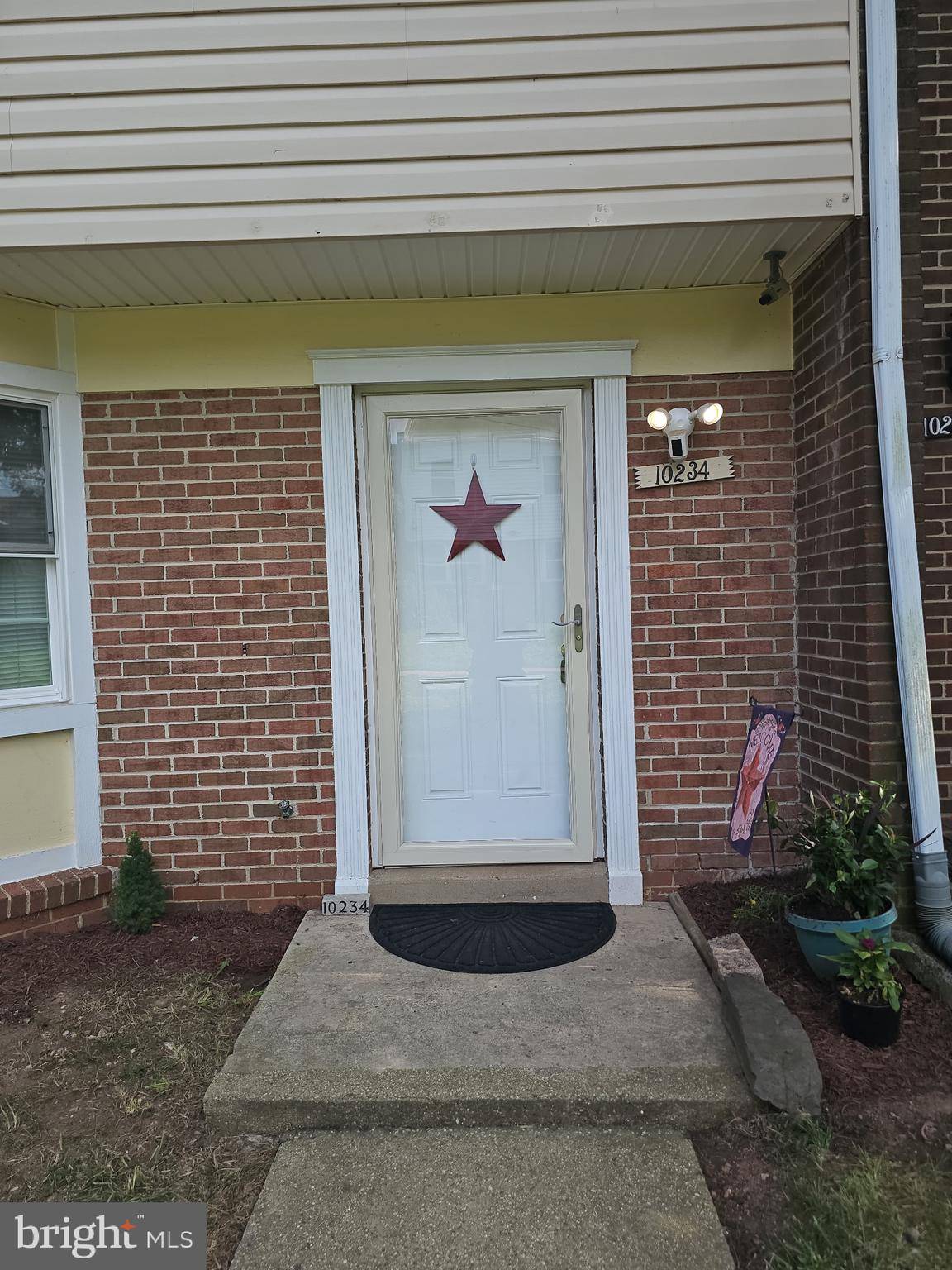 Manassas, VA 20109,10234 WINCHESTER CT