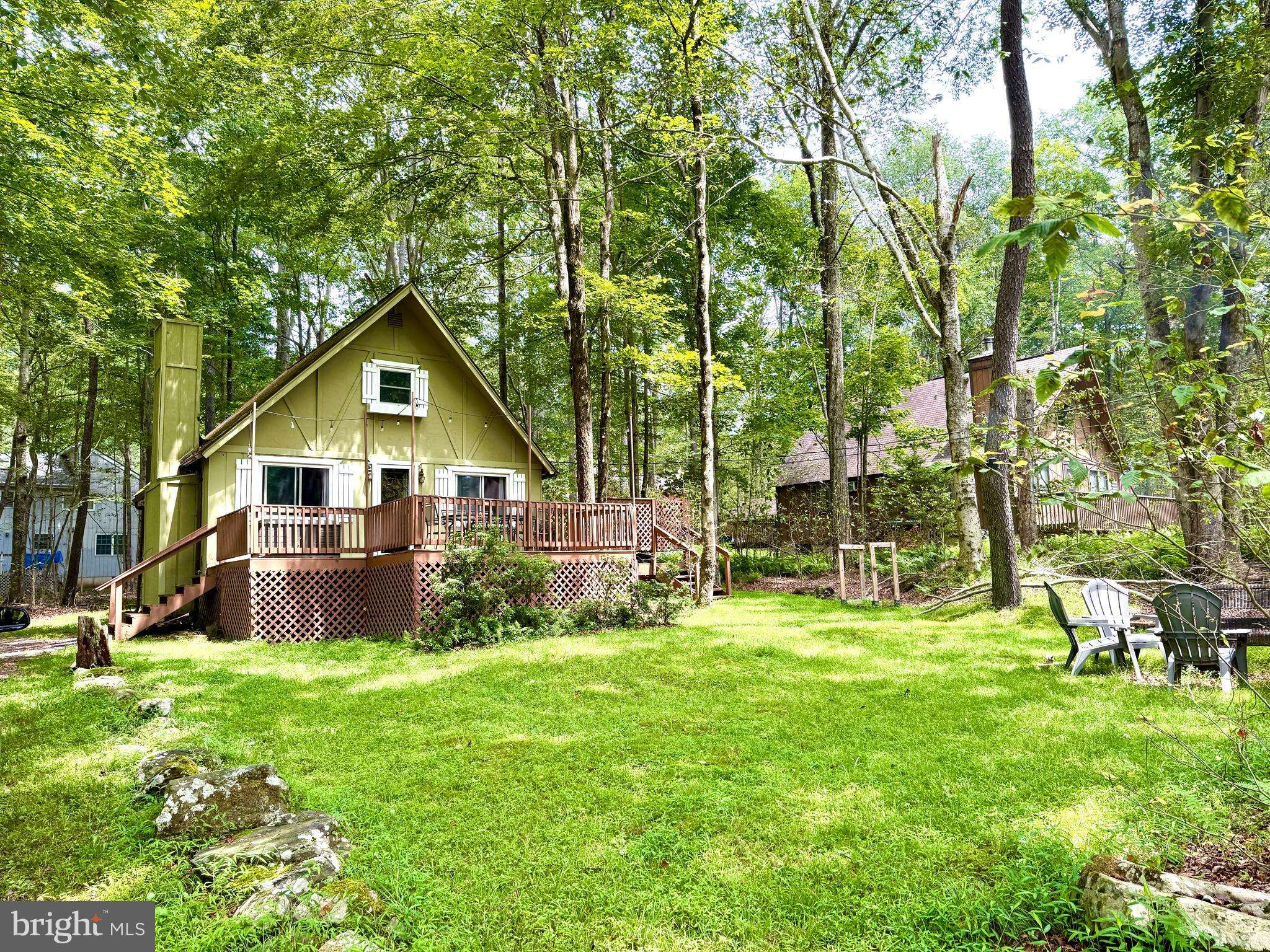 183 PONTIAC PATH, Pocono Lake, PA 18347