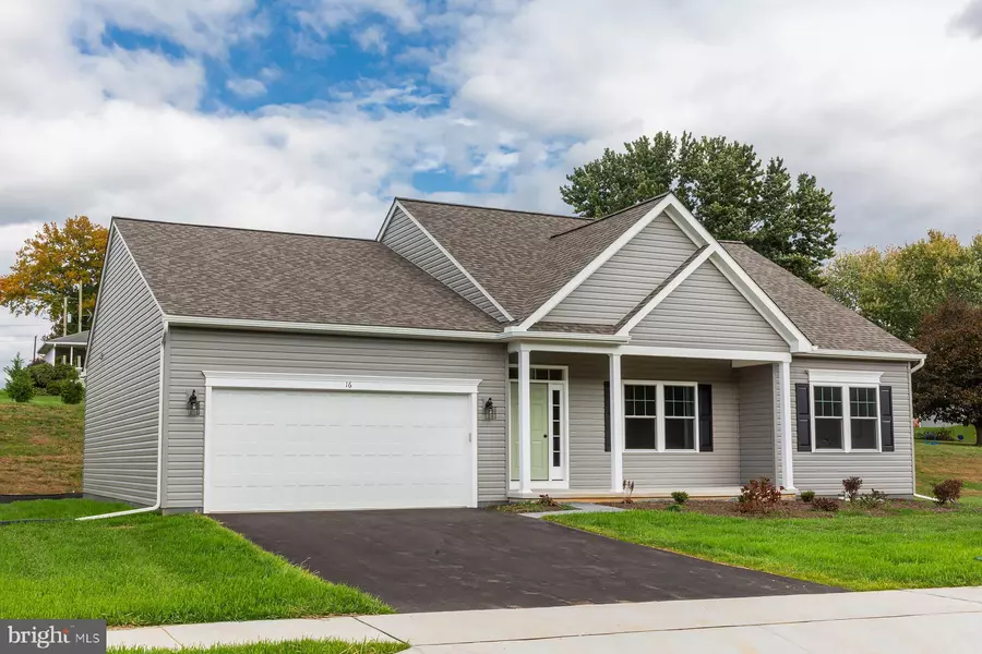 16 RIDGEWOOD RD #(DOUGLAS), Quarryville, PA 17566