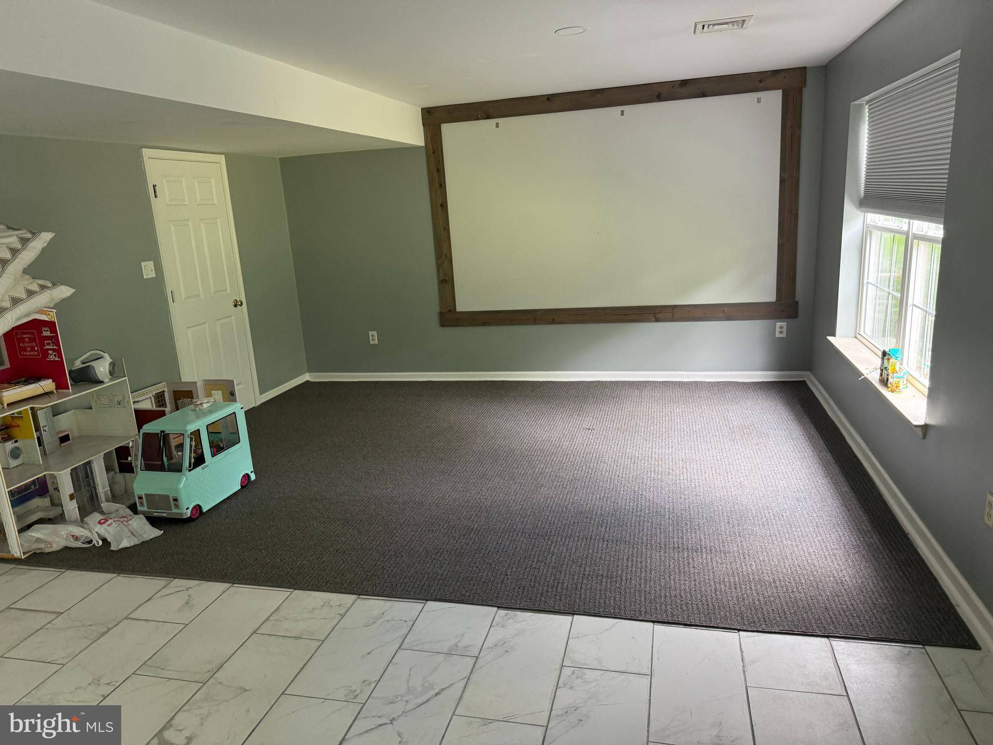 Hummelstown, PA 17036,102 KESTREL CT