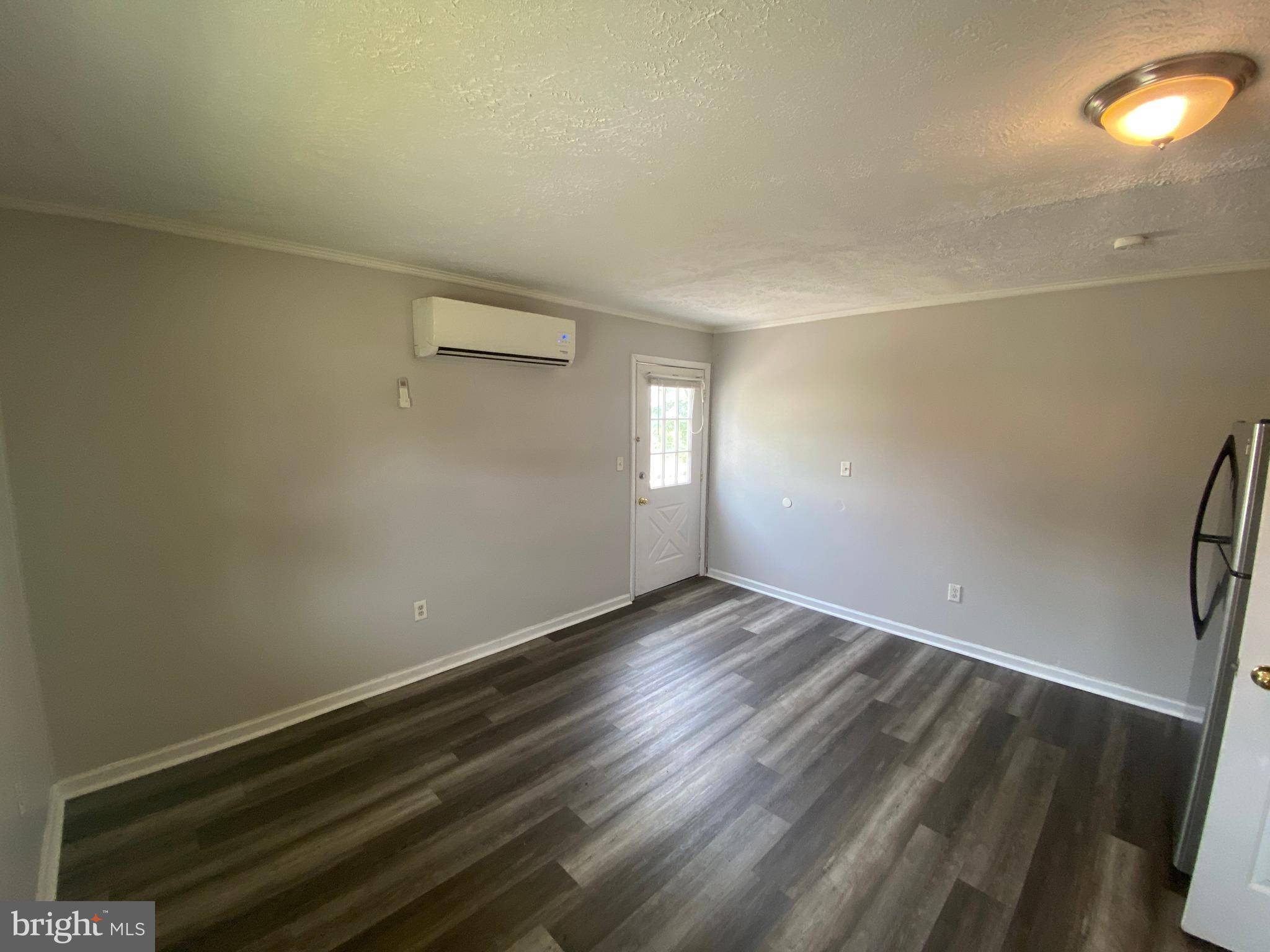 Colonial Beach, VA 22443,201 NORTH IRVING #D