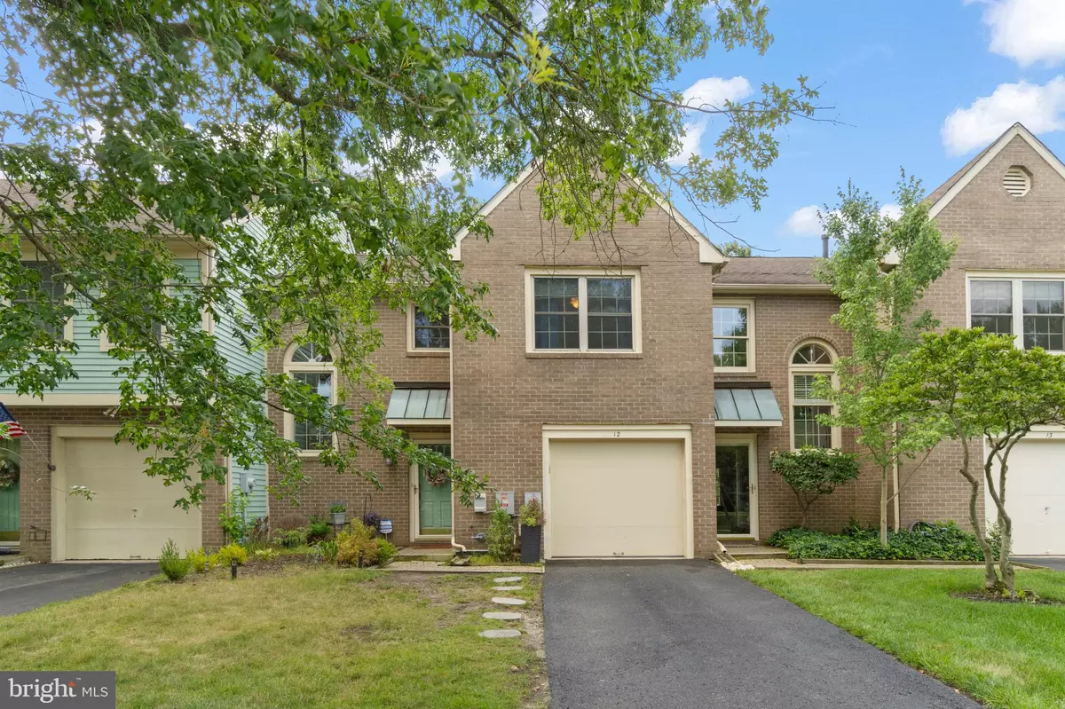 Medford, NJ 08055,12 DORSET DR