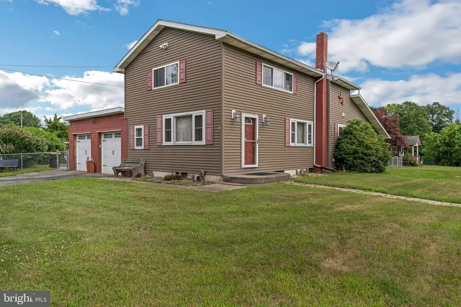 13 JOHNSONVILLE RD, Bangor, PA 18013