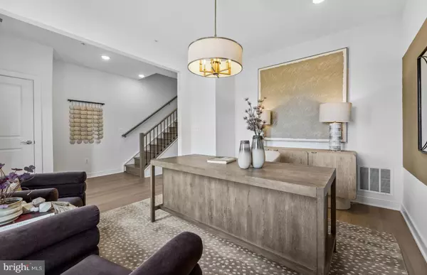 Laurel, MD 20724,1314 BRACKEN LN