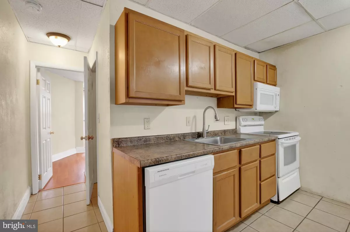 Philadelphia, PA 19104,4034 BARING ST #2