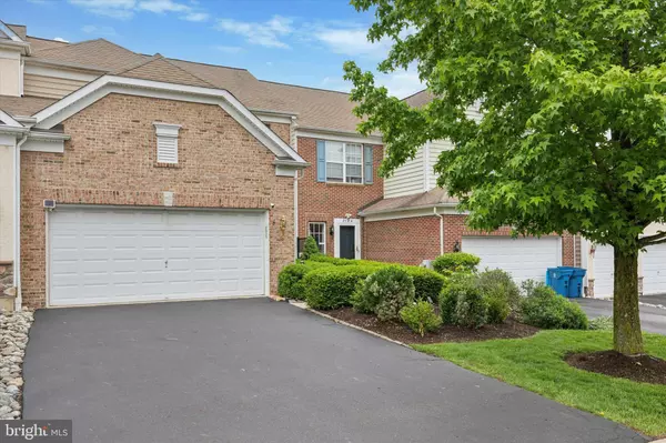 2136 SUGAR MAPLE LN, Furlong, PA 18925