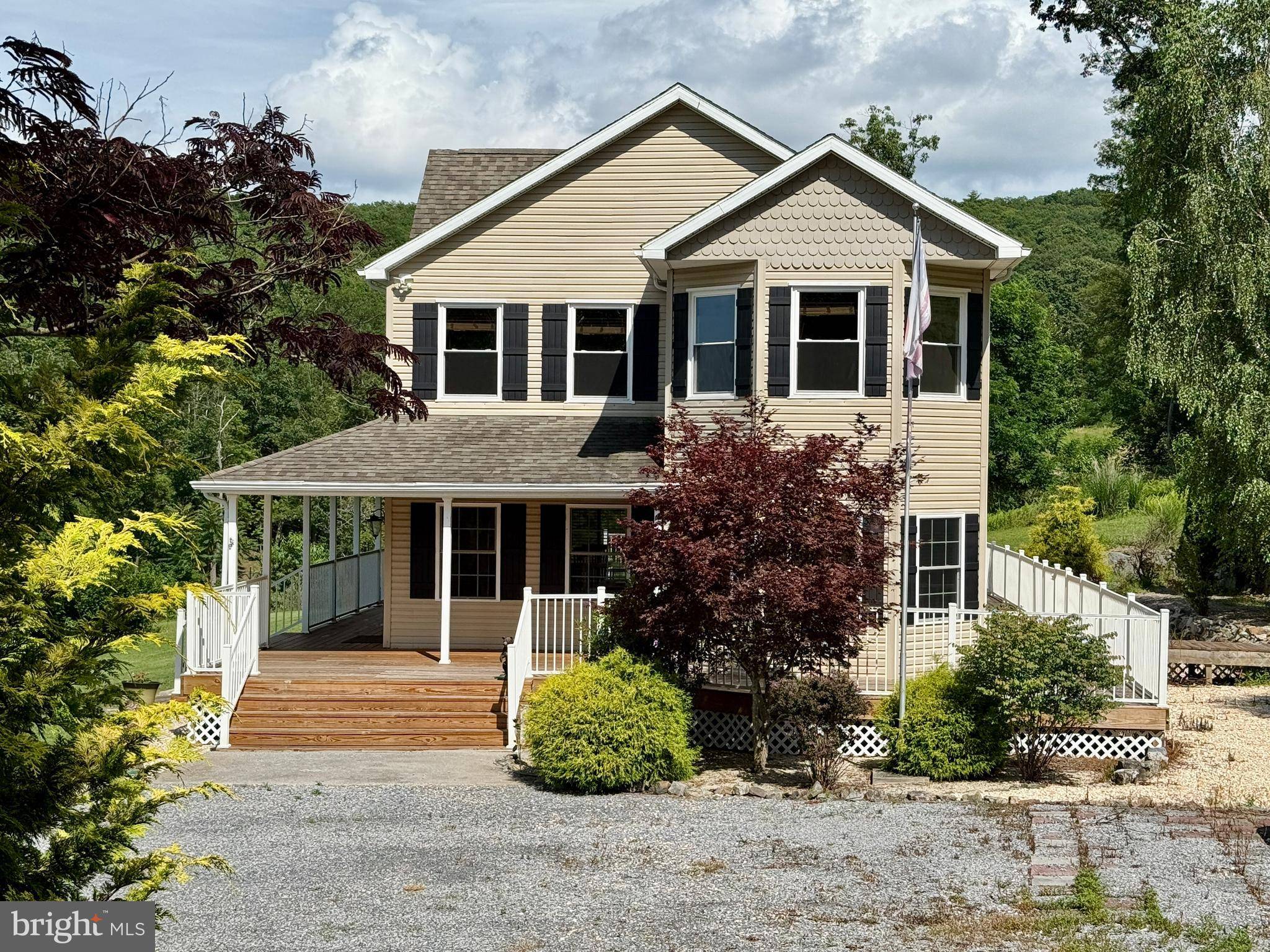 Baker, WV 26801,1809 CALDWELL HOLLOW RD