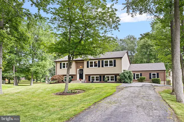 Bear, DE 19701,8 CHRISSY CT