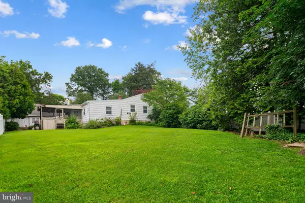 Feasterville Trevose, PA 19053,1942 SCOTT ST